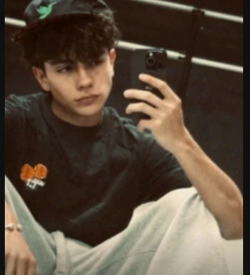 Lukas Urkijo López thumbnail