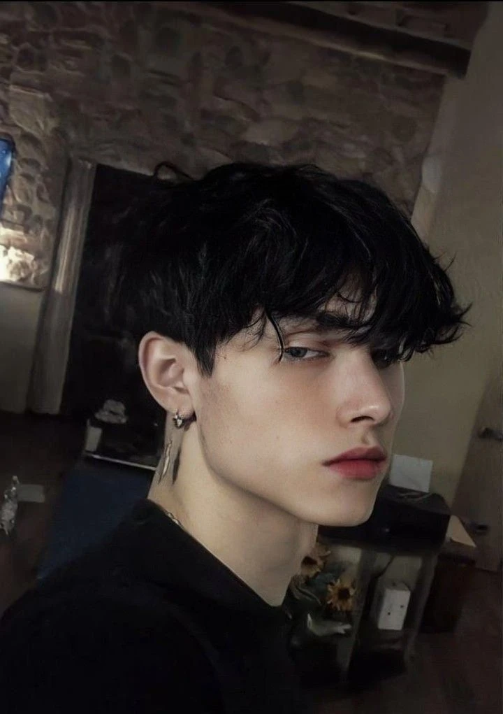 Alex thumbnail