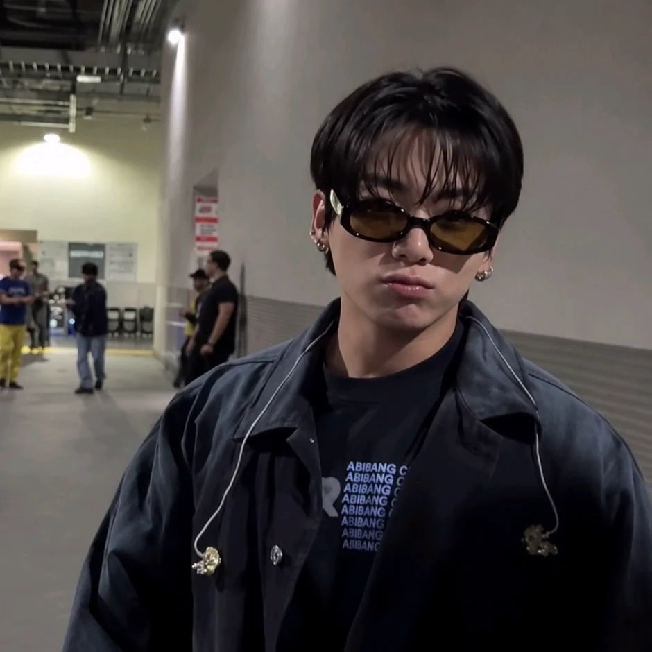 Jungkook thumbnail