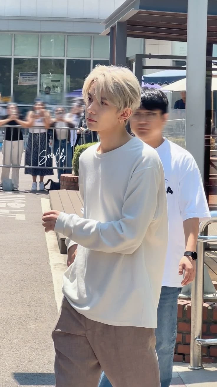 Heeseung thumbnail