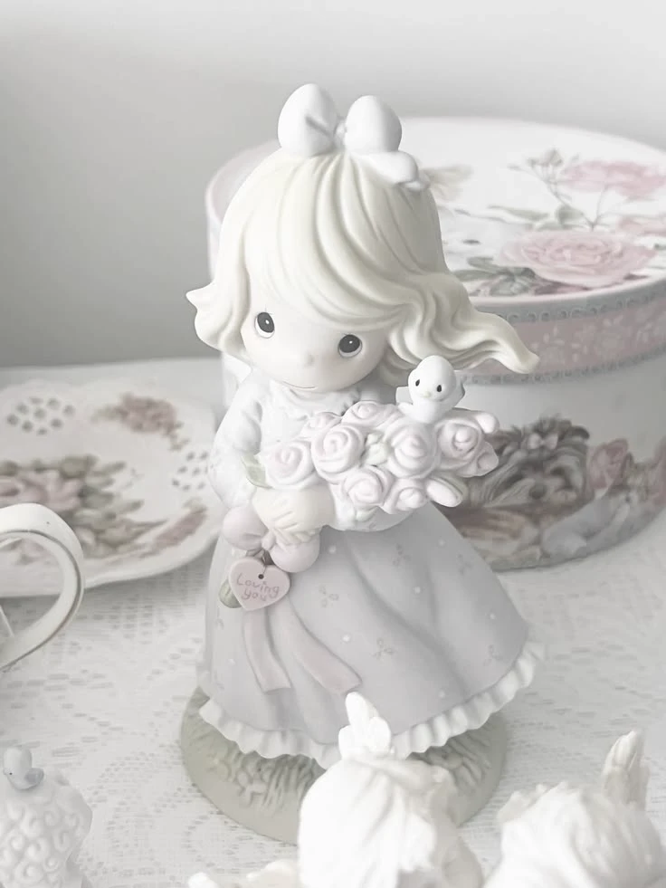 𖥻 ׁ ׅ porcelain doll - minsung (special Halloween!! )! ﹒ ◡◡ thumbnail