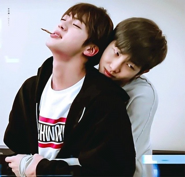 Namjin omegaverse— enemies to lovers♥️— thumbnail