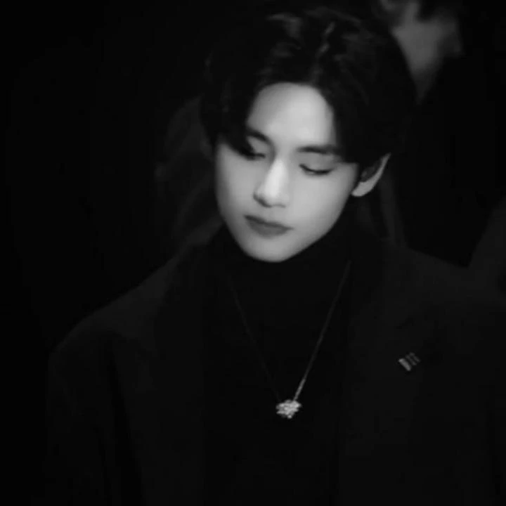 kim taehyung thumbnail
