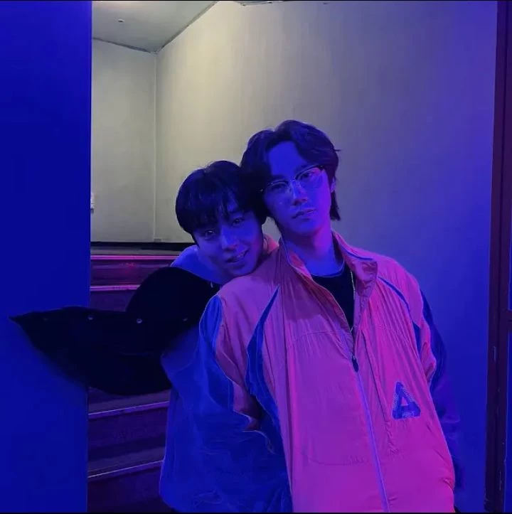 Si-eun + Songje thumbnail