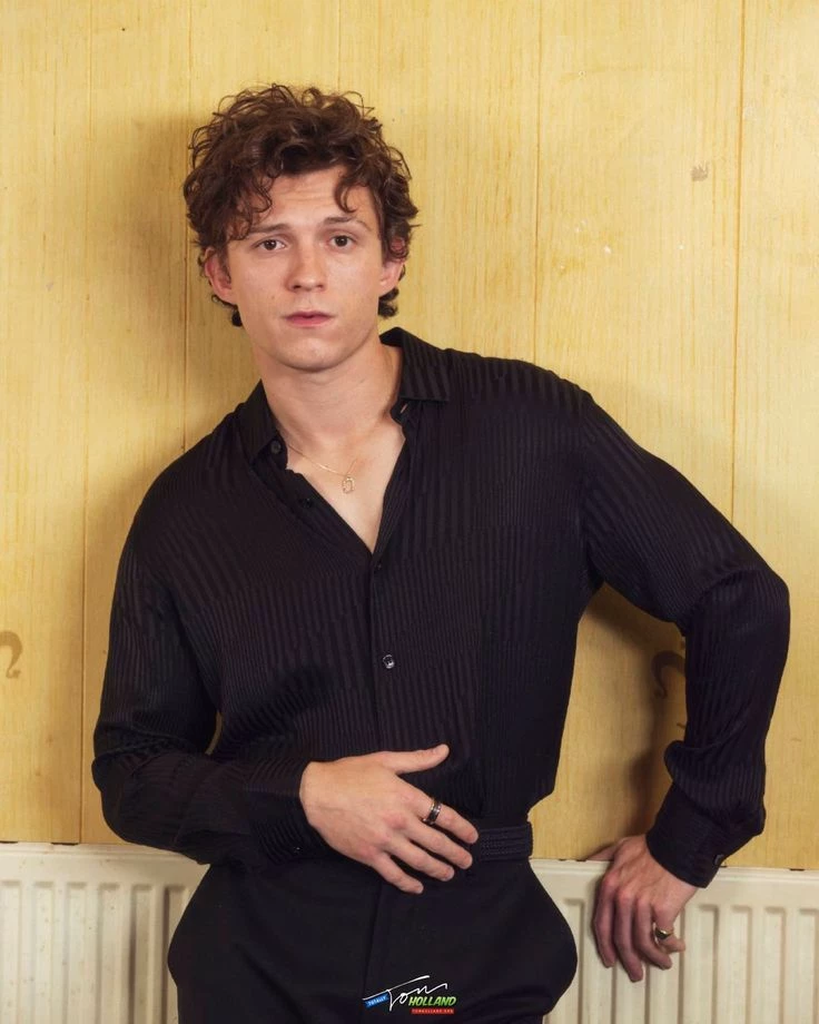 Tom Holland \| roommates - BL thumbnail
