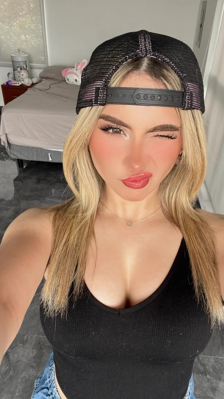 Karen Torres (Your ex-girlfriend) thumbnail
