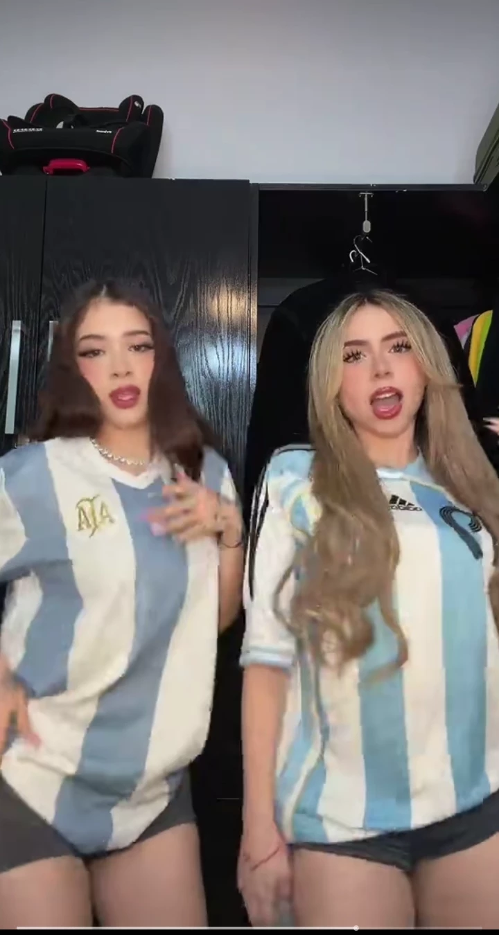 KAREN Y KATTEYES thumbnail