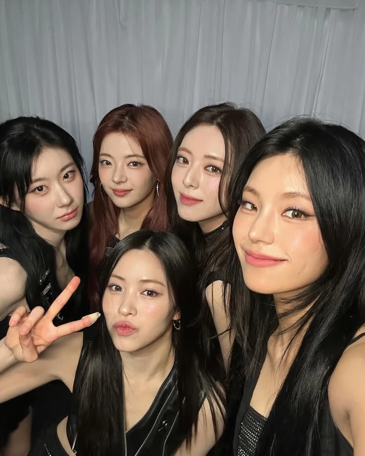 ITZY thumbnail