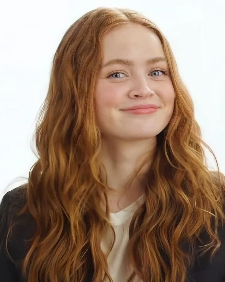 Sadie sink (Novia) thumbnail