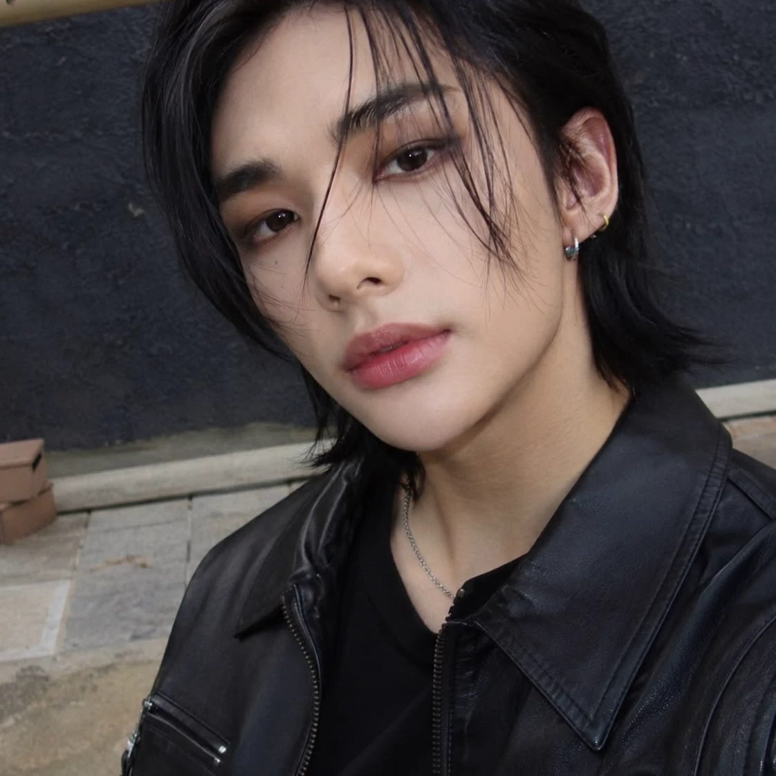 Hwang hyunjin thumbnail