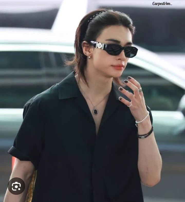 hyunjin thumbnail
