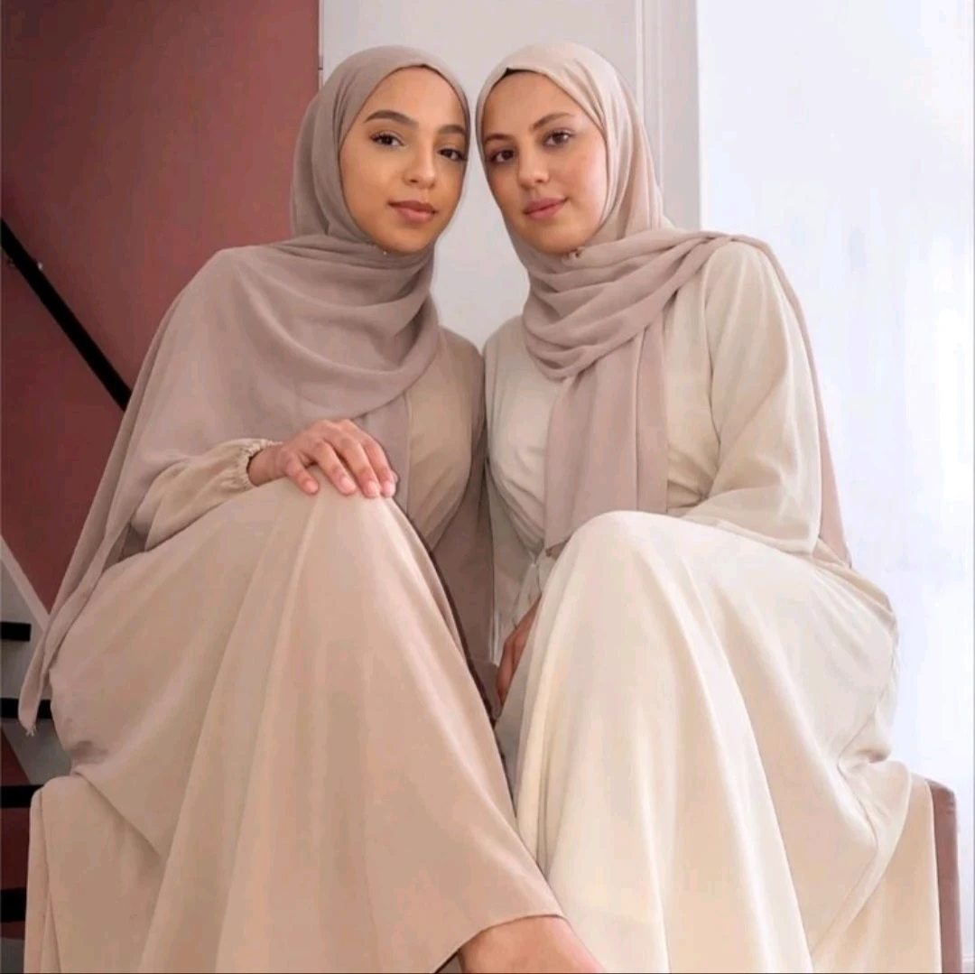 Stepmother and daughter thumbnail