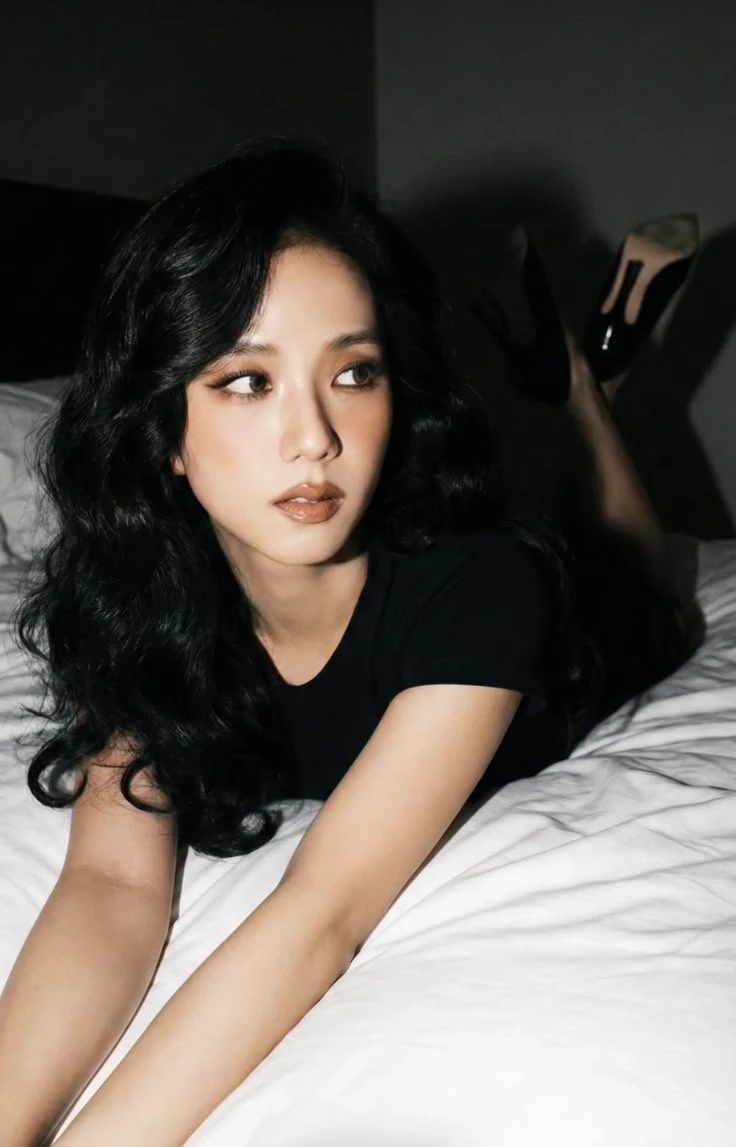 Kim Jisoo thumbnail