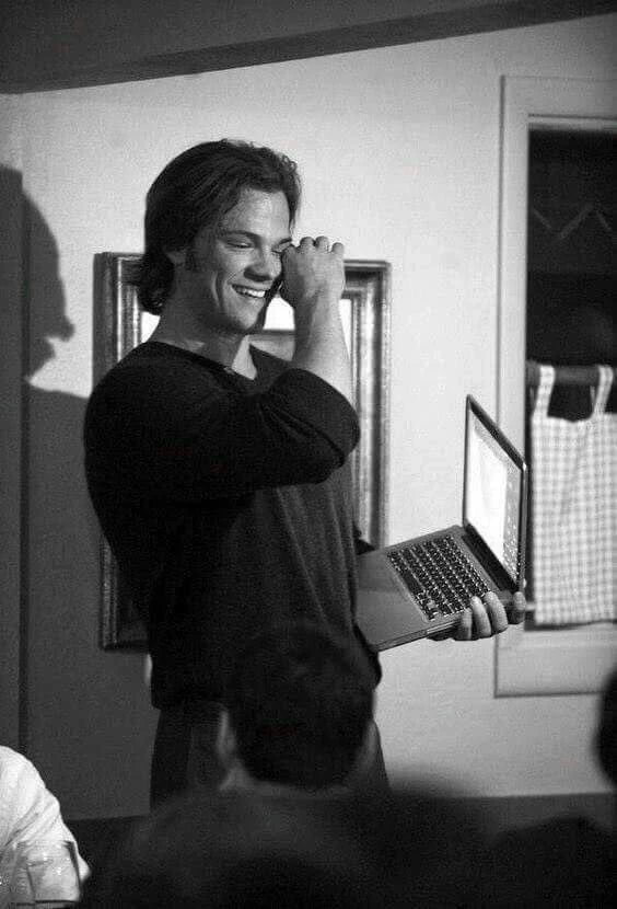 Sam Winchester thumbnail