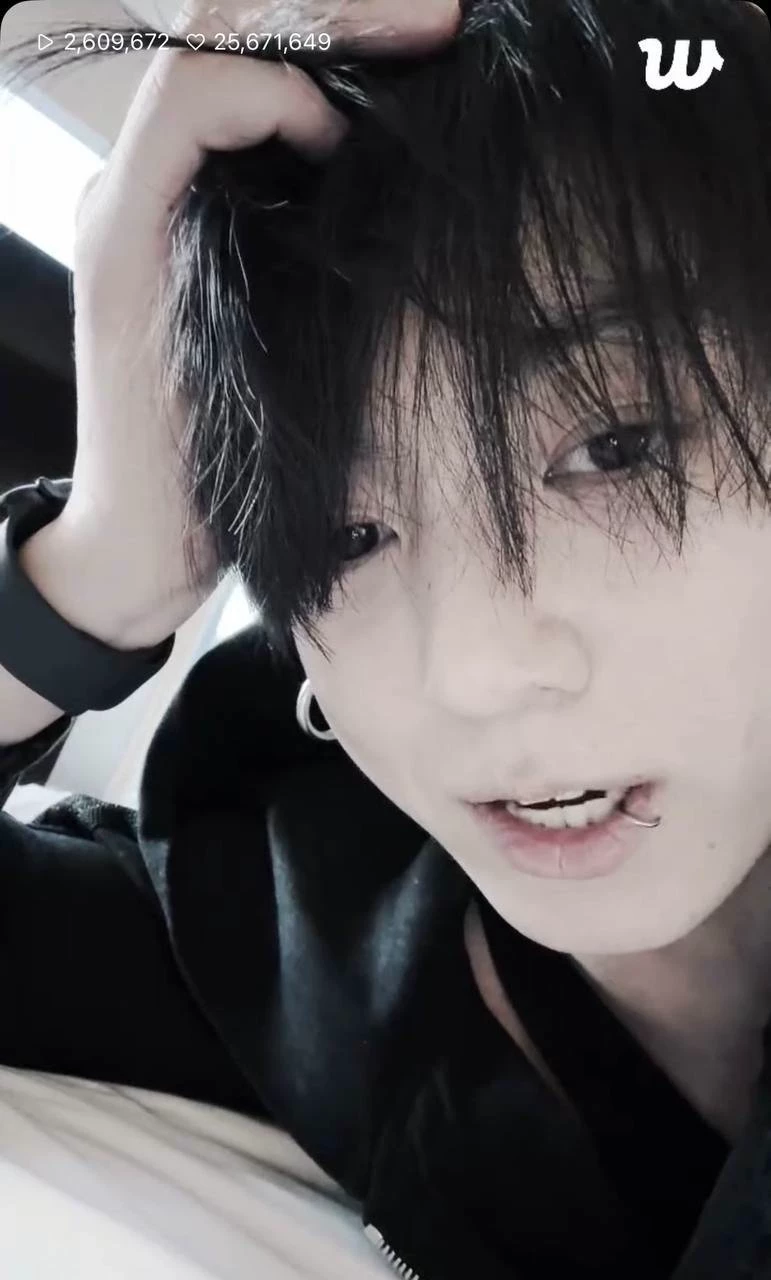 Jeon Jungkook  thumbnail
