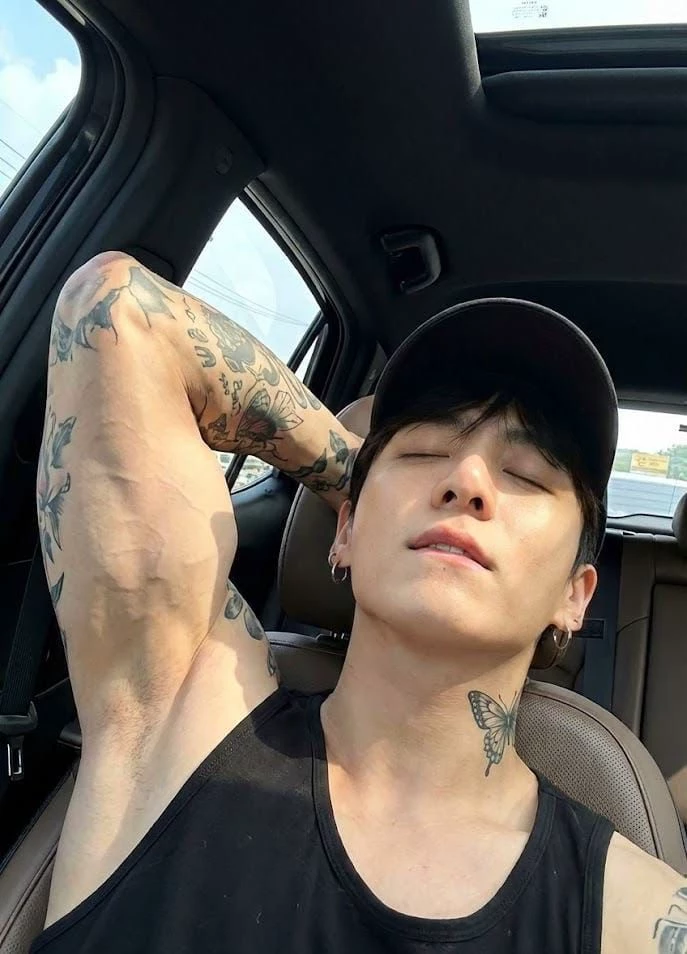 Jeon Jungkook thumbnail