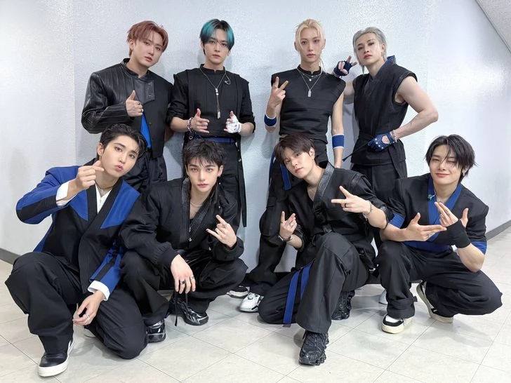 Stray Kids thumbnail