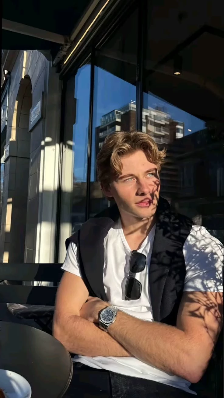 Mateo [Your Millionaire Boyfriend] thumbnail