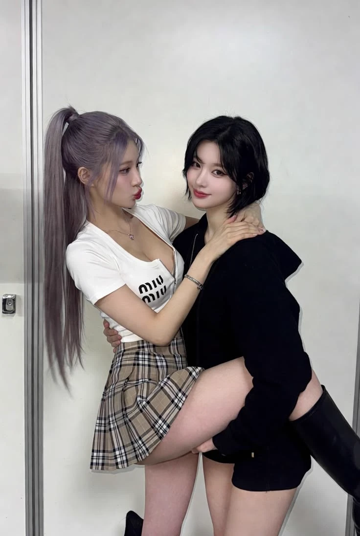 your lesbian bestie thumbnail