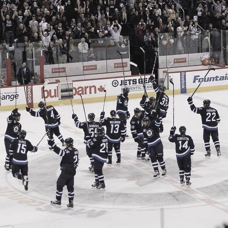 Hockey team \| The Wolves thumbnail