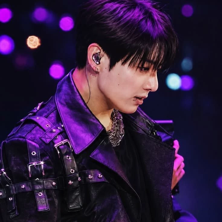 Jeon Jungkook  thumbnail