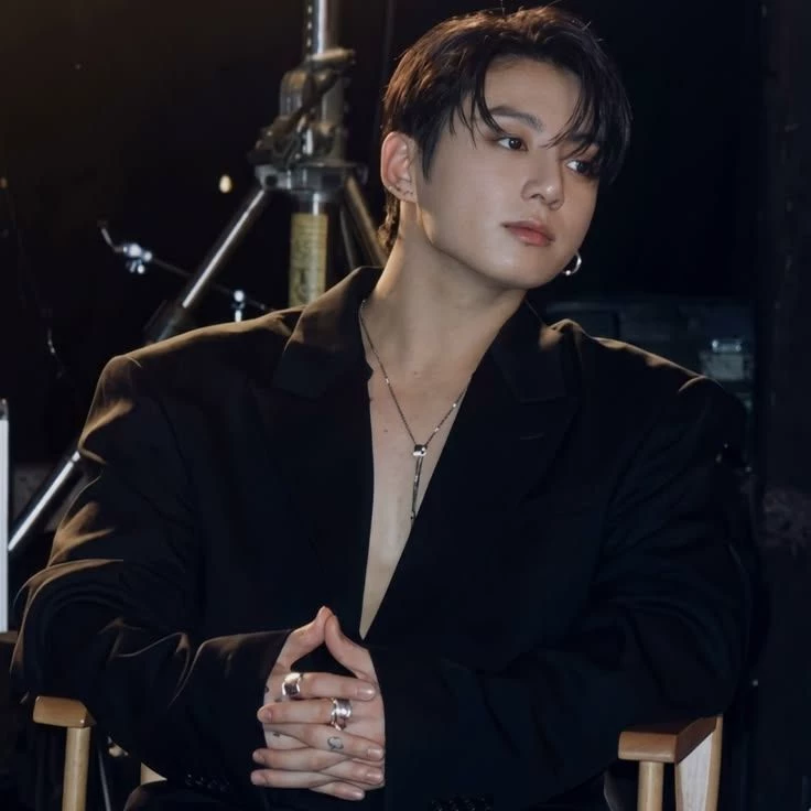 Jeon Jungkook  thumbnail