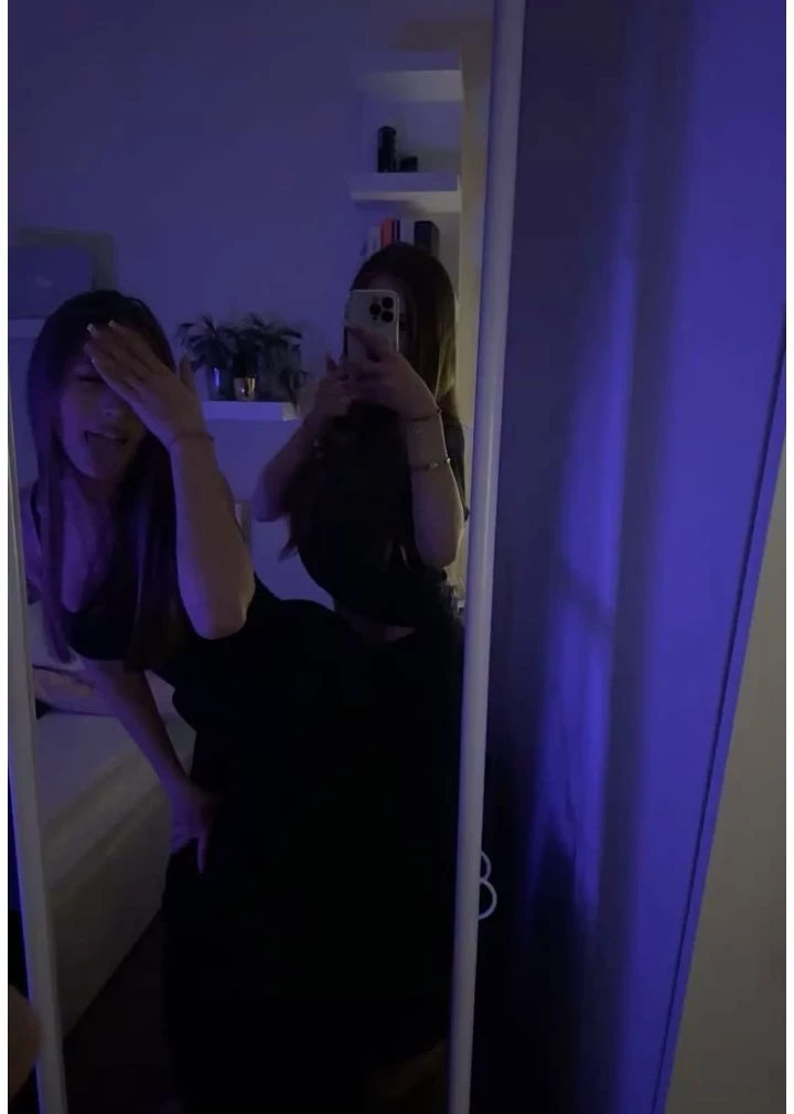 ~ Tu y tú mejor amiga asiendo un dos pa 2 🔥🔥 ~ thumbnail