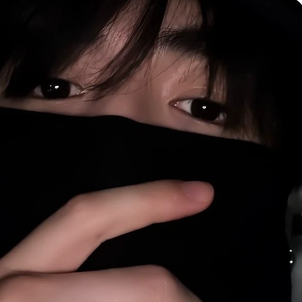 ゜✧*̣̩☽⋆゜ Kookie ゜✧*̣̩☽⋆゜