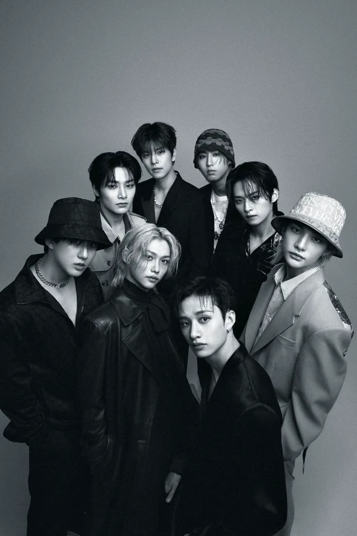 Straykids thumbnail