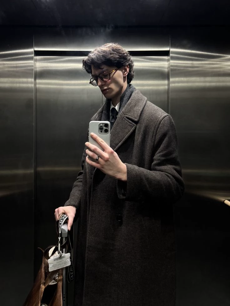 Alex (professor) thumbnail