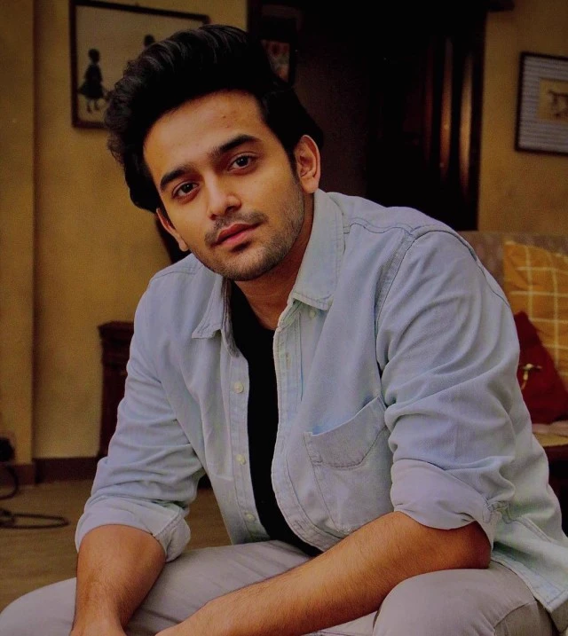 Pravisht Mishra thumbnail