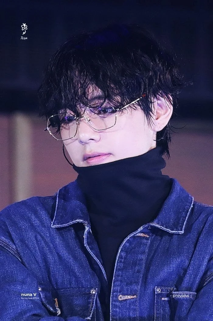 Professor Kim Taehyung (The Golden Solitude) thumbnail
