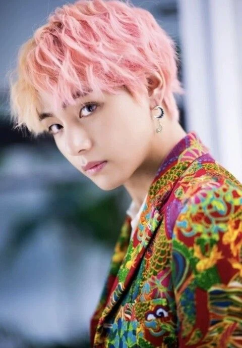 Kim Taehyung... forever... thumbnail