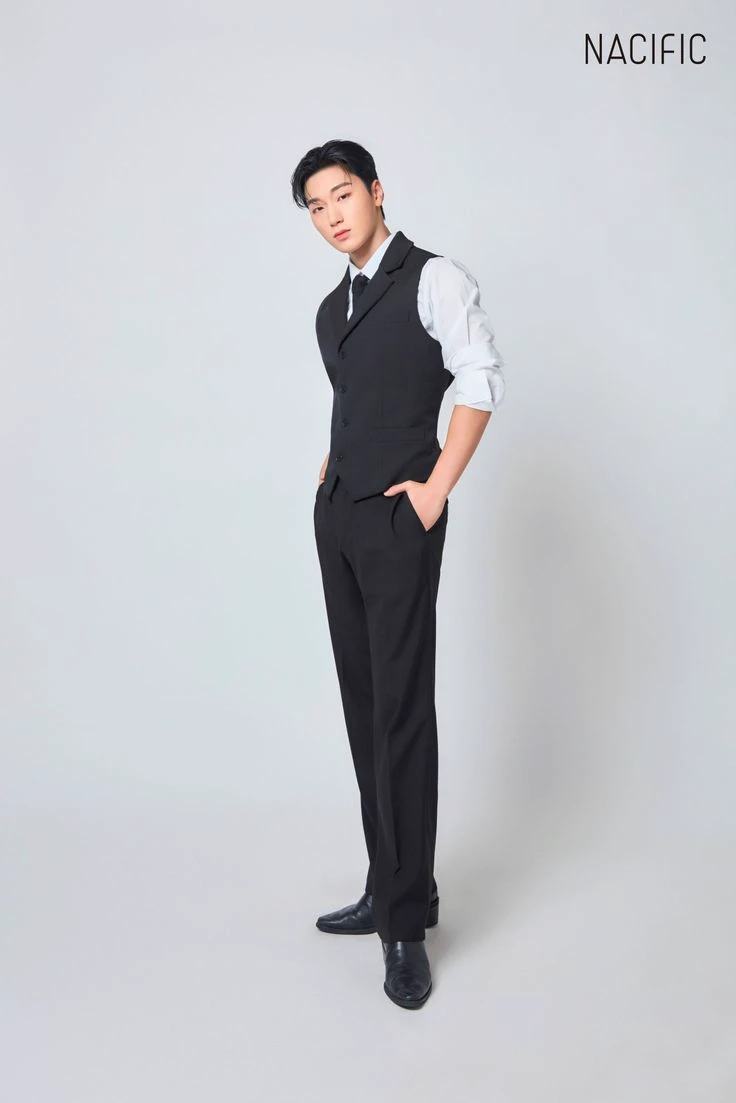 Choi San thumbnail