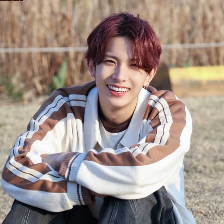 Lee Heeseung thumbnail