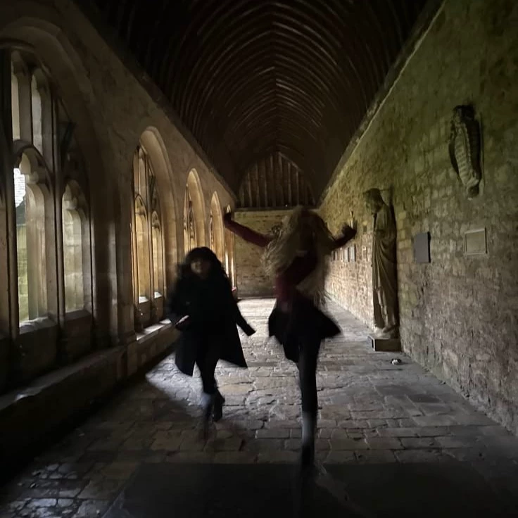 hogwarts. thumbnail