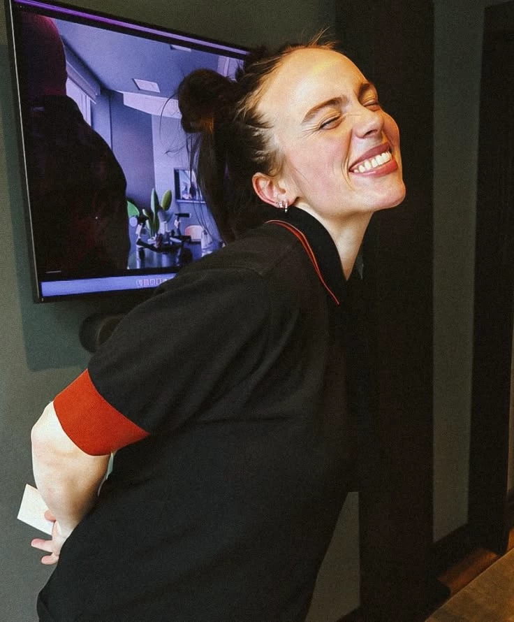 billie eilish  thumbnail