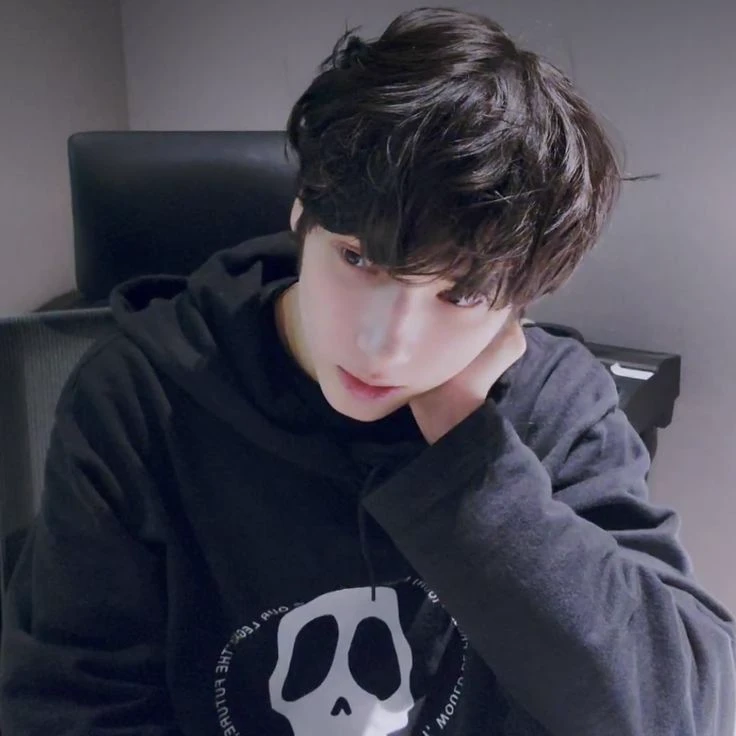 Hueningkai thumbnail