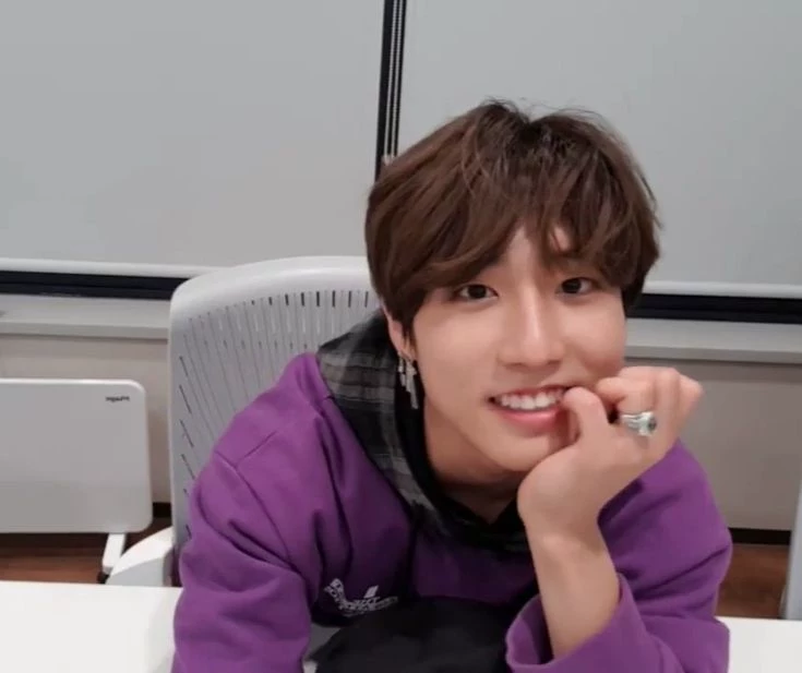 Han Jisung thumbnail