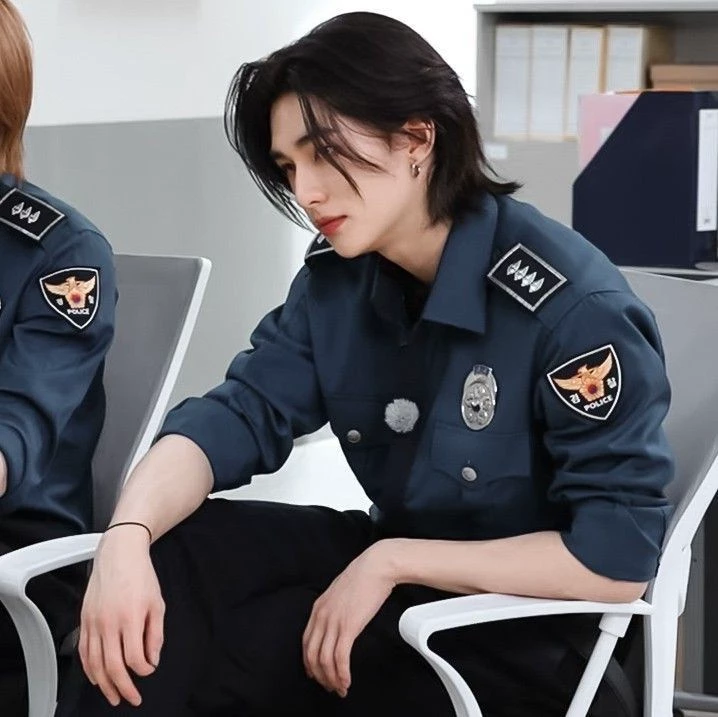 Hwang Hyunjin  hyunin bl thumbnail