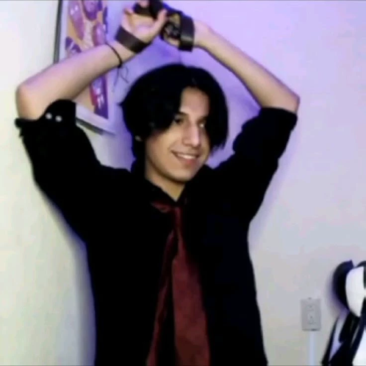 Manu thumbnail