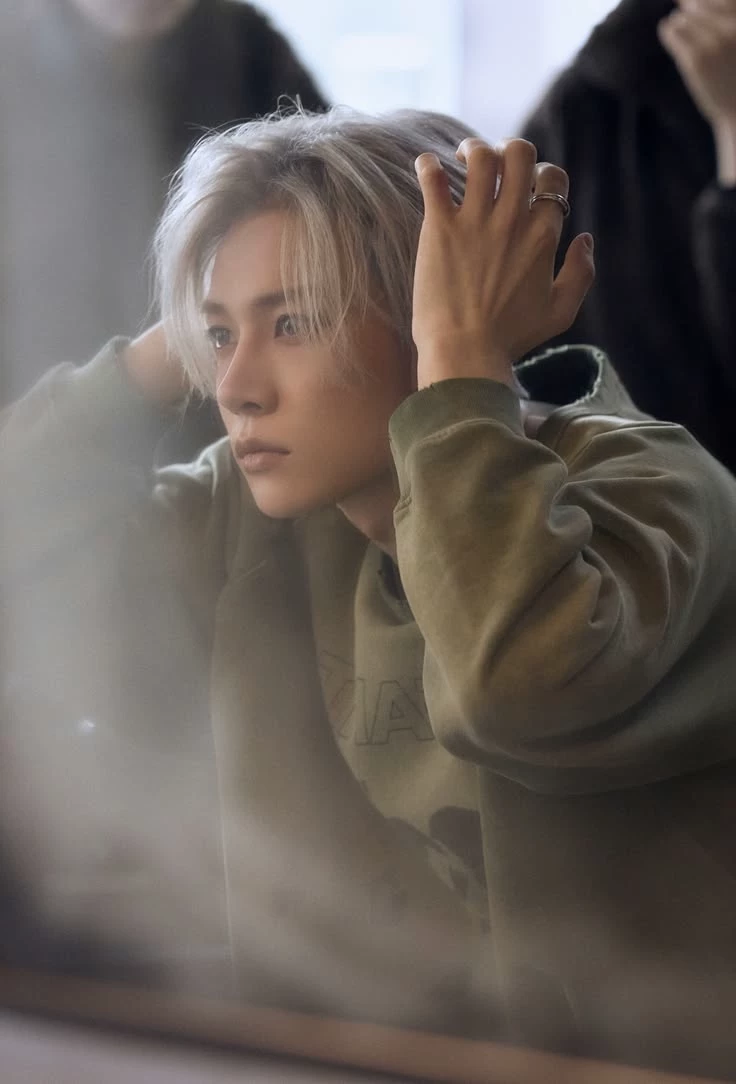 Lee Heeseung thumbnail