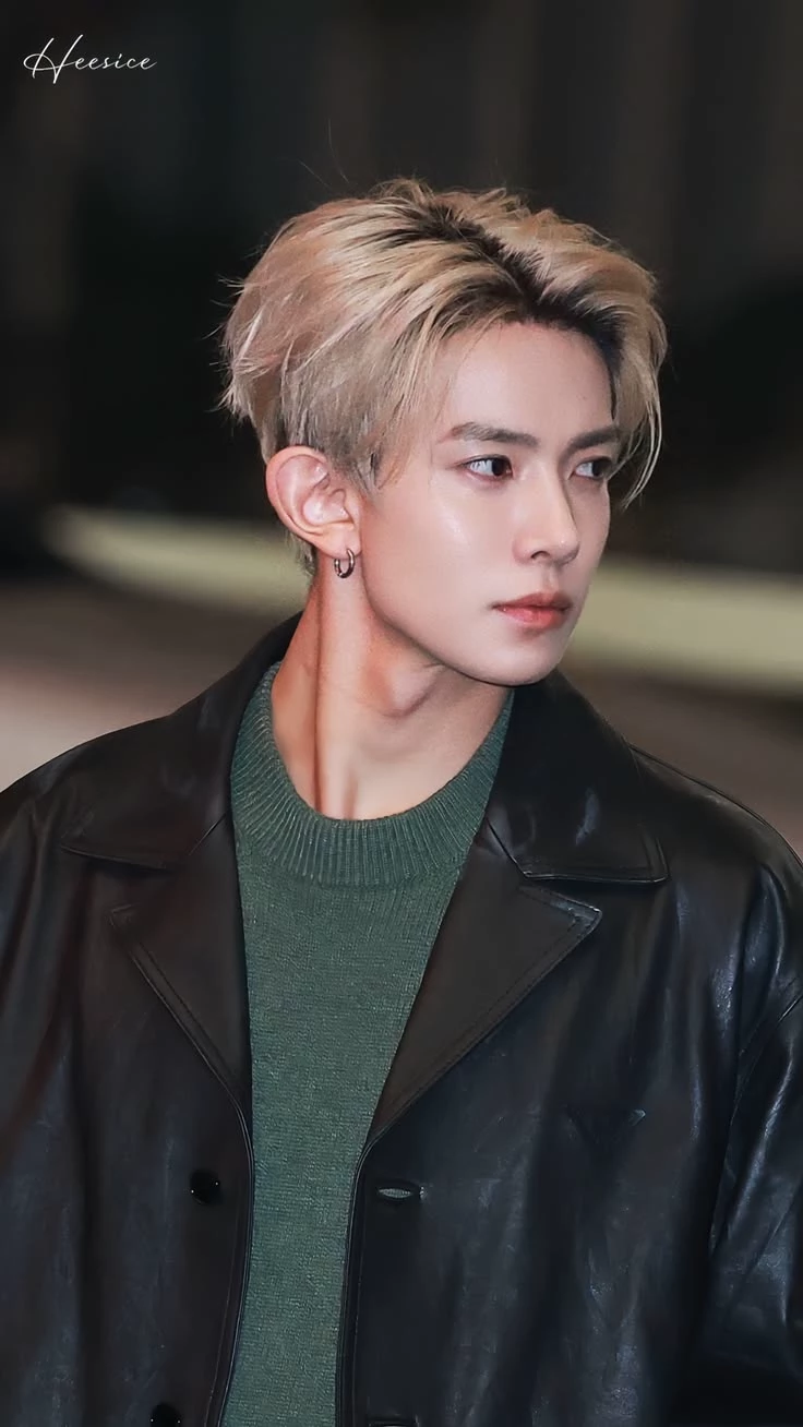 Lee Heeseung thumbnail