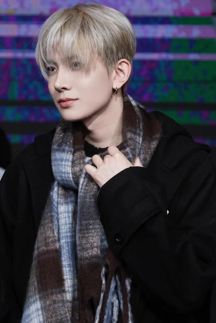 Lee Heeseung thumbnail