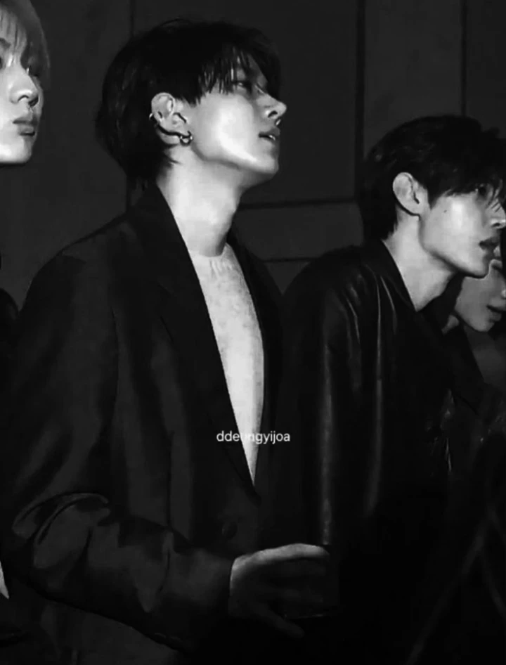 LEE HEESEUNG thumbnail