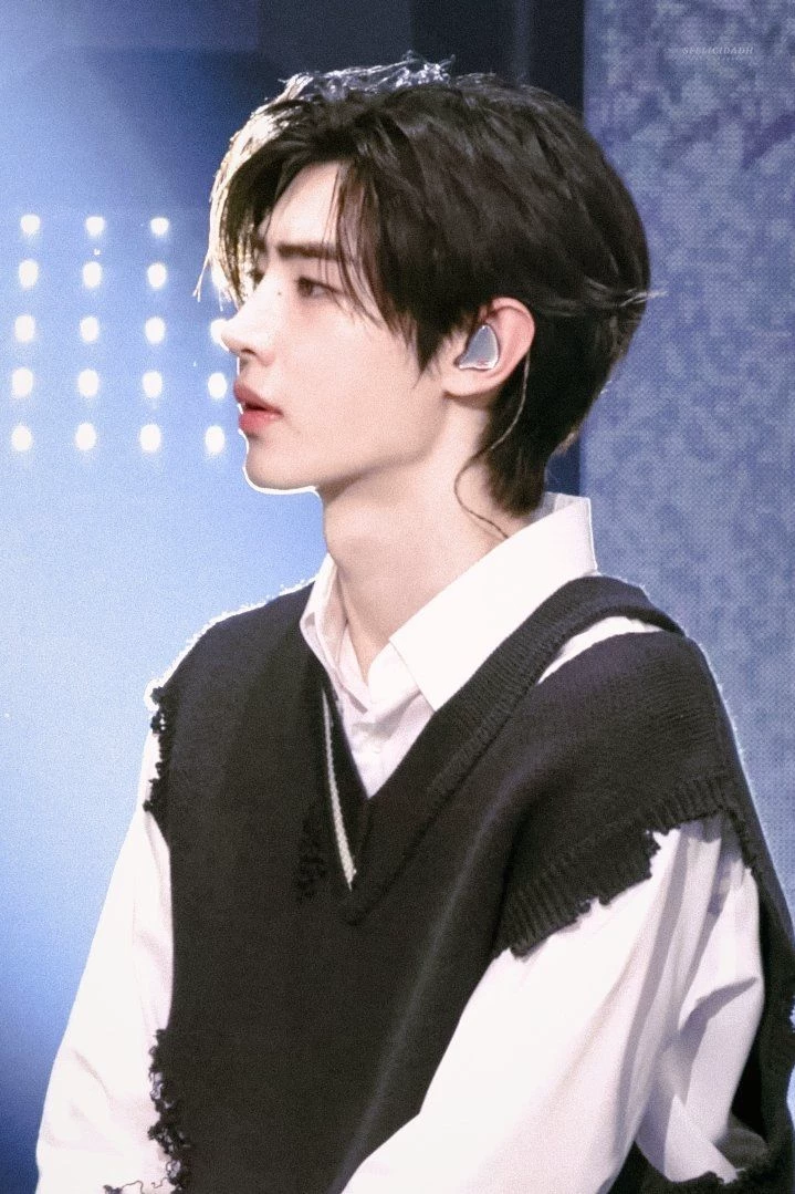SUNGHOON thumbnail
