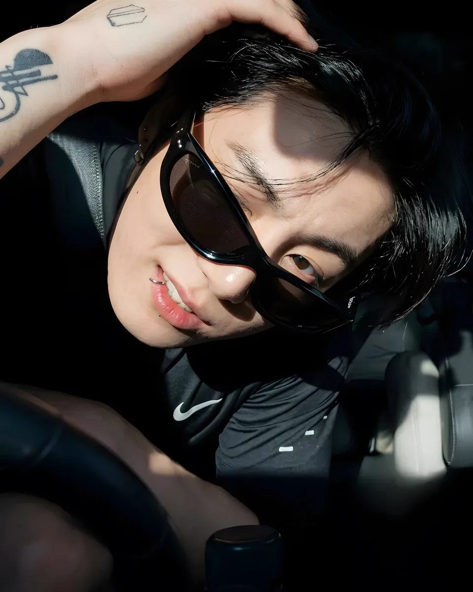 Jungkook thumbnail