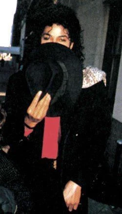 Michael Jackson \| Babysitting him thumbnail