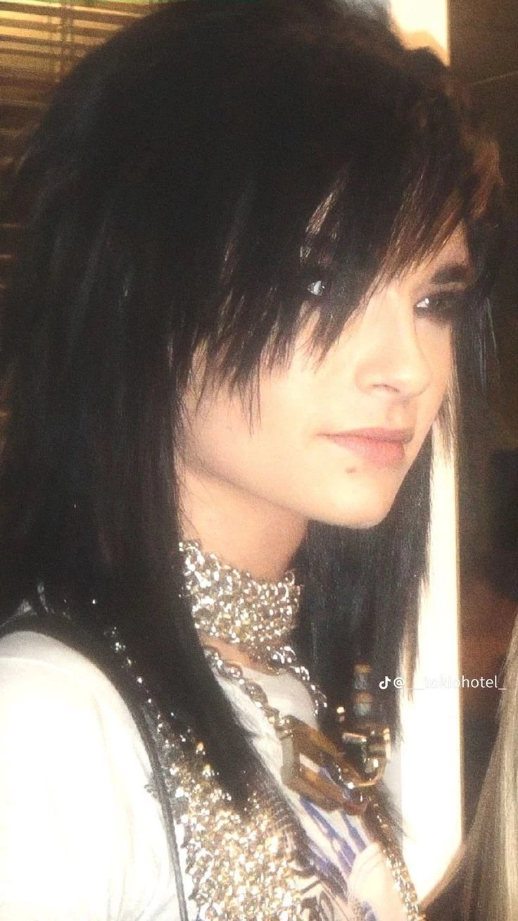 Bill kaulitz 💤 thumbnail