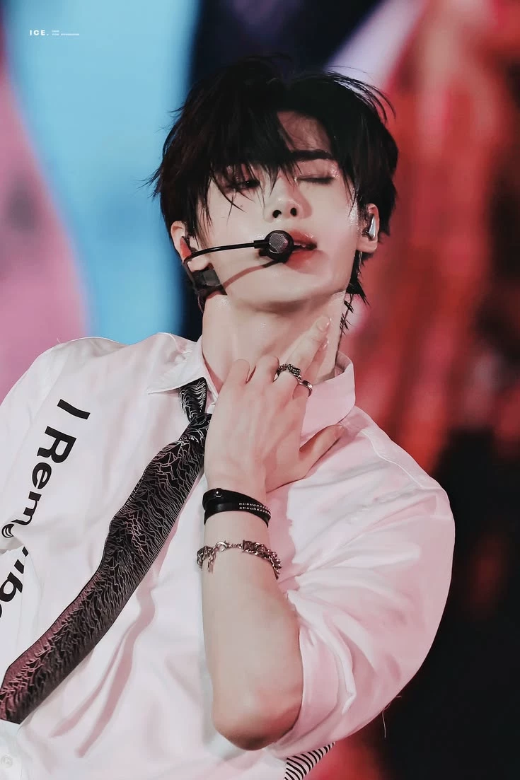 Sunghoon thumbnail